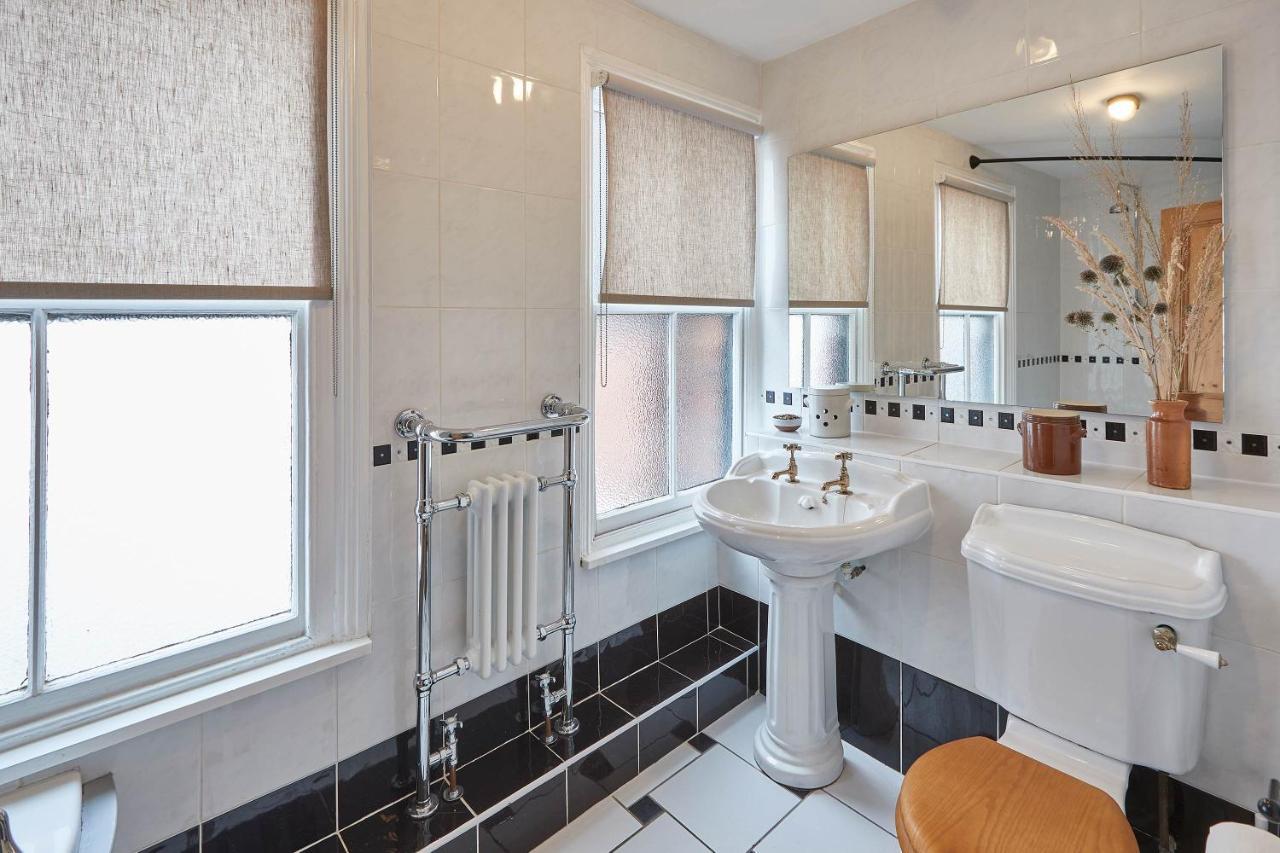 Host & Stay - Emerald Residence Saltburn-by-the-Sea Buitenkant foto